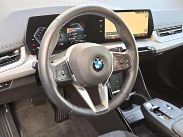 BMW Série 2 220i — photo 8