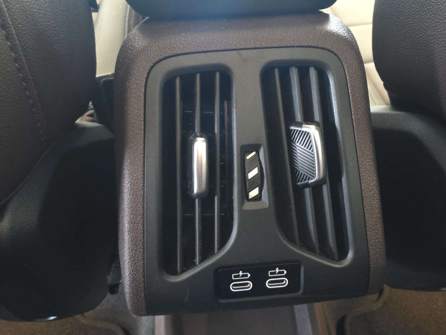 BMW X1 18i SDrive - 2024 - Joinsteer - #20