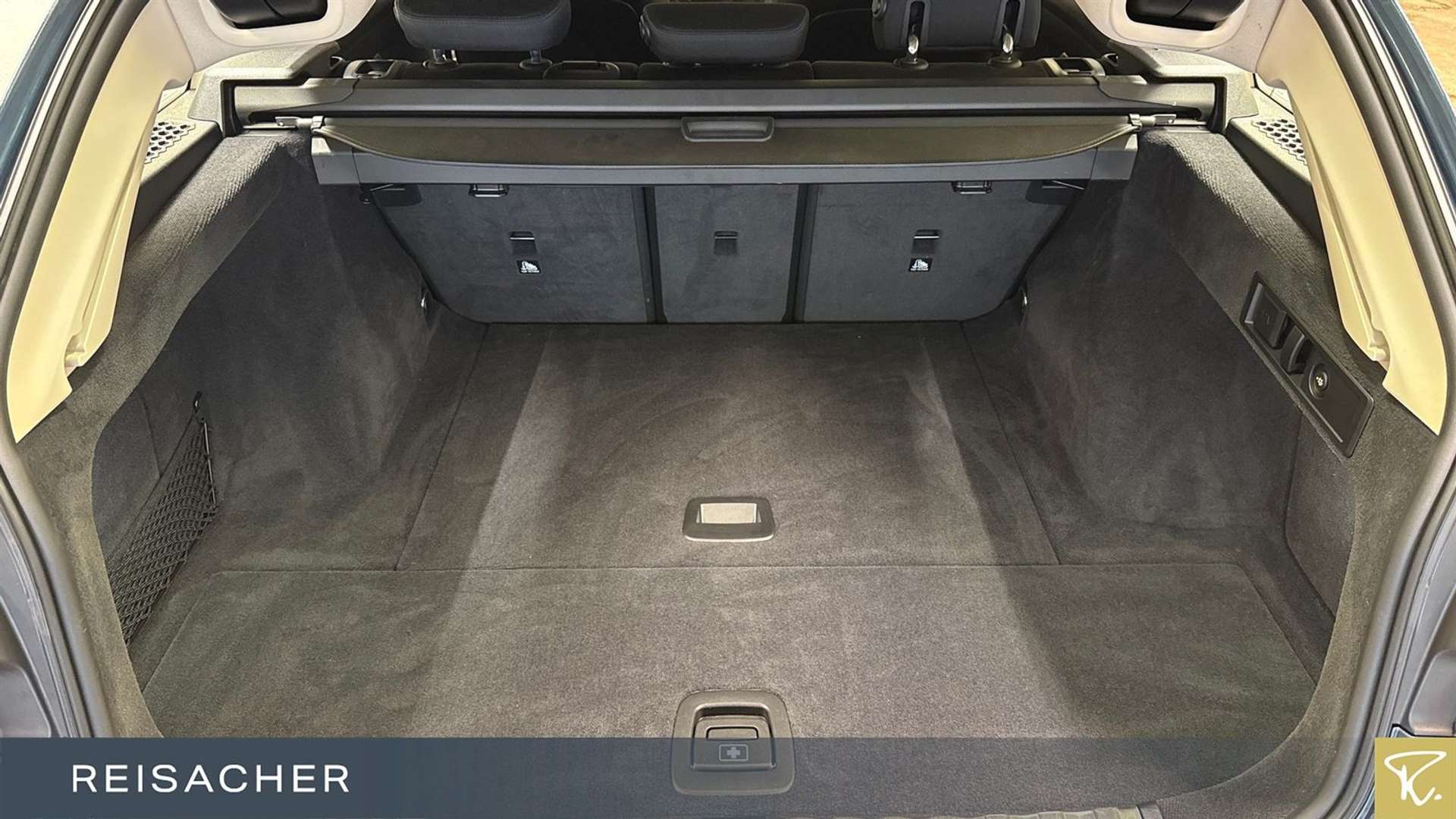 BMW 318d Luxury - 2025 - Joinsteer - #10