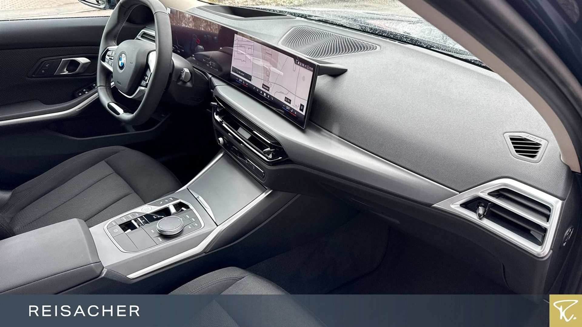 BMW 318d Luxury - 2025 - Joinsteer - #13