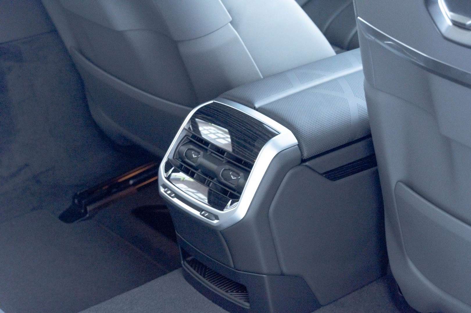 BMW I7 M Sport M60 XDrive - 2026 - Joinsteer - #28