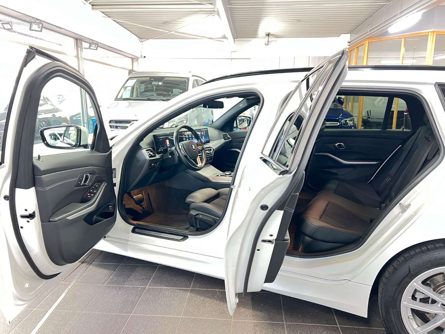 BMW Série 3 Touring 318d - 2023 - Joinsteer - #7