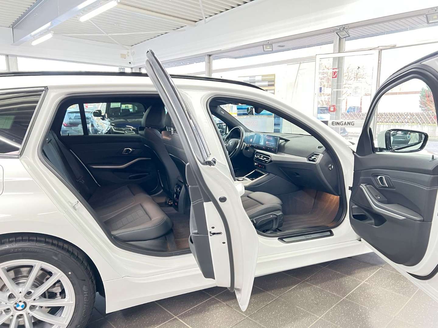 BMW Série 3 Touring 318d - 2023 - Joinsteer - #9