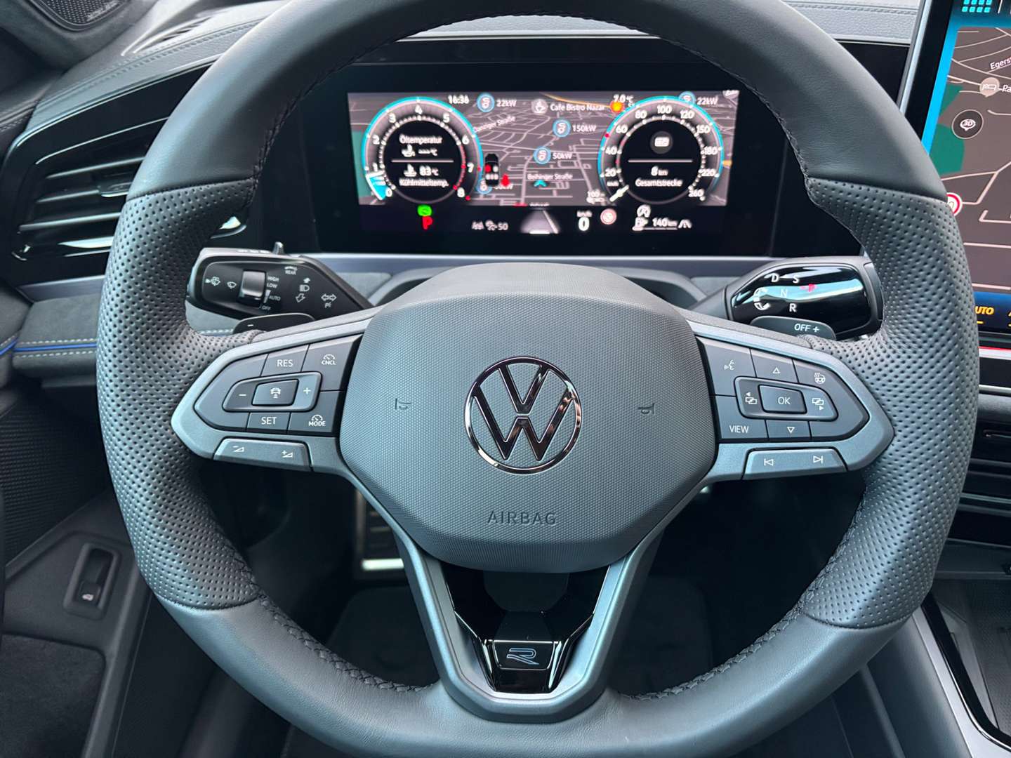 Volkswagen Passat 4Motion R-Line - 2026 - Joinsteer - #6