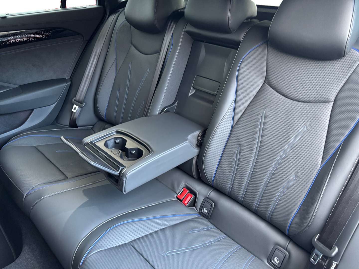 Volkswagen Passat 4Motion R-Line - 2026 - Joinsteer - #8