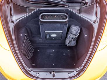 McLaren 750S — photo 24
