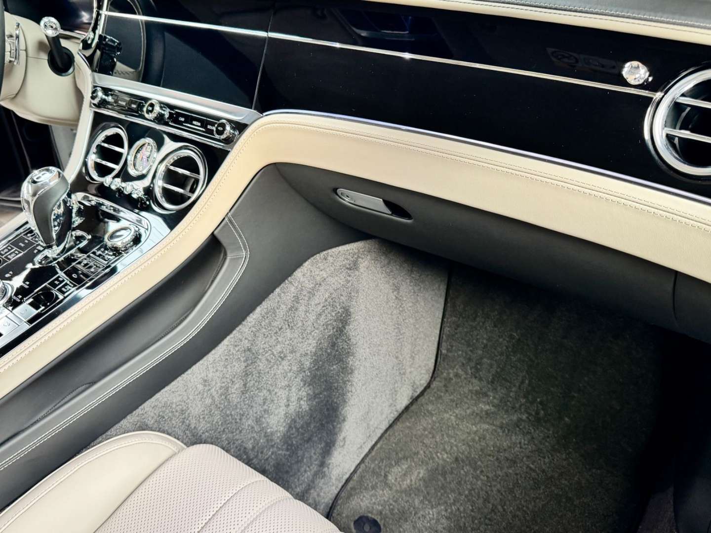 Bentley Continental GT W12 - 2018 - Joinsteer - #13