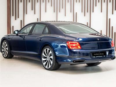 Bentley Flying Spur V8 Hybrid