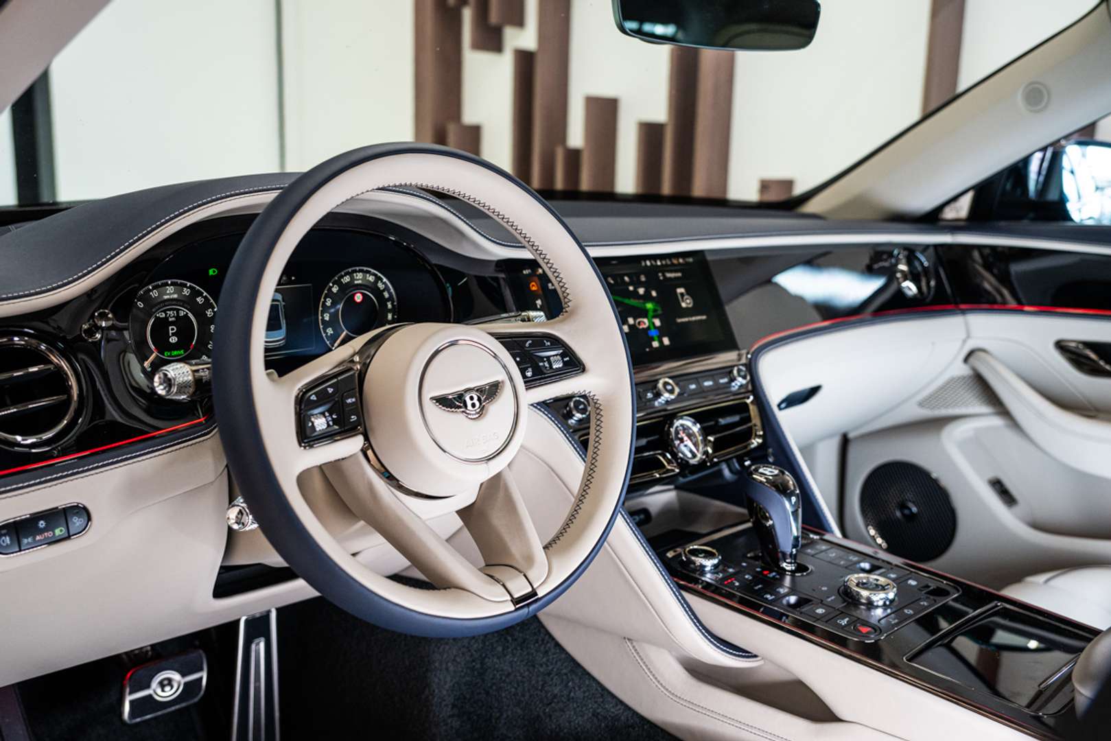 Bentley Flying Spur V8 Hybrid - 2026 - Joinsteer - #3