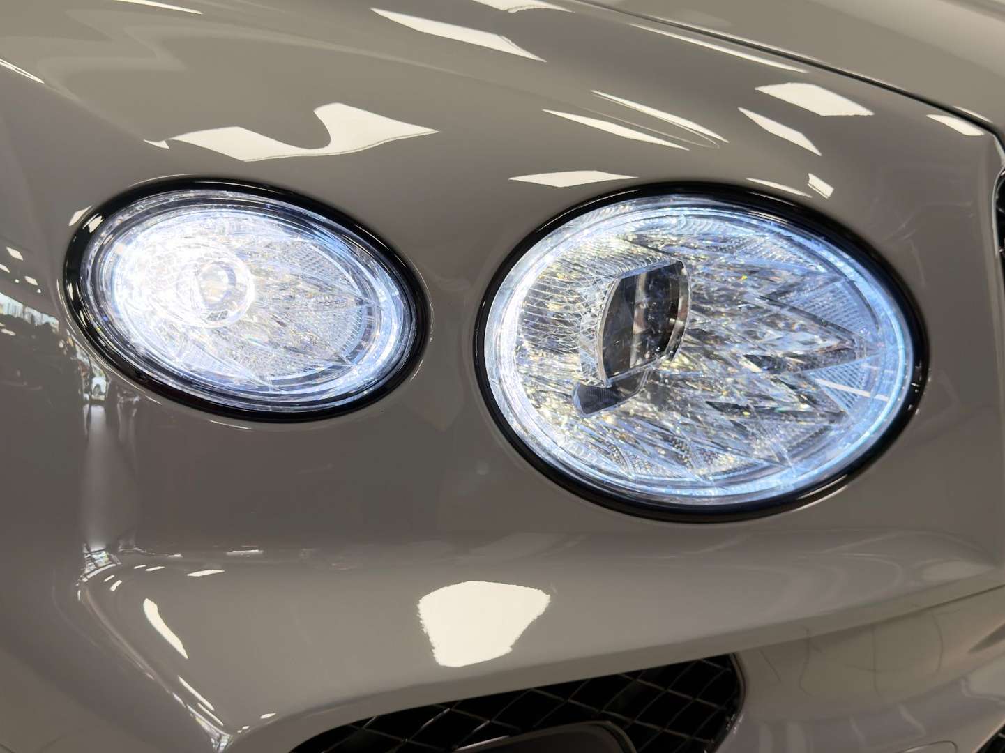 Bentley Bentayga V8 S - 2023 - Joinsteer - #10