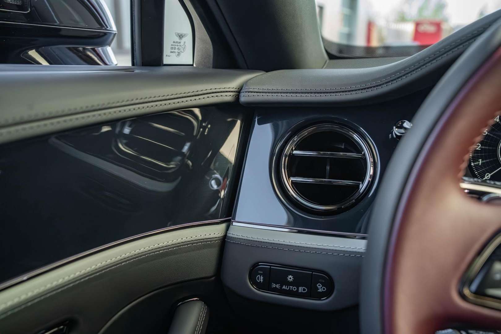 Bentley Flying Spur Mulliner - 2025 - Joinsteer - #17