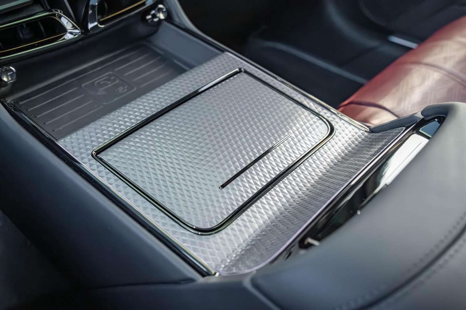 Bentley Flying Spur Mulliner - 2025 - Joinsteer - #39