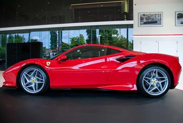 Ferrari F8 Tributo — photo 6