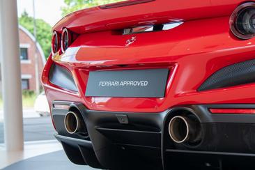 Ferrari F8 Tributo — photo 9