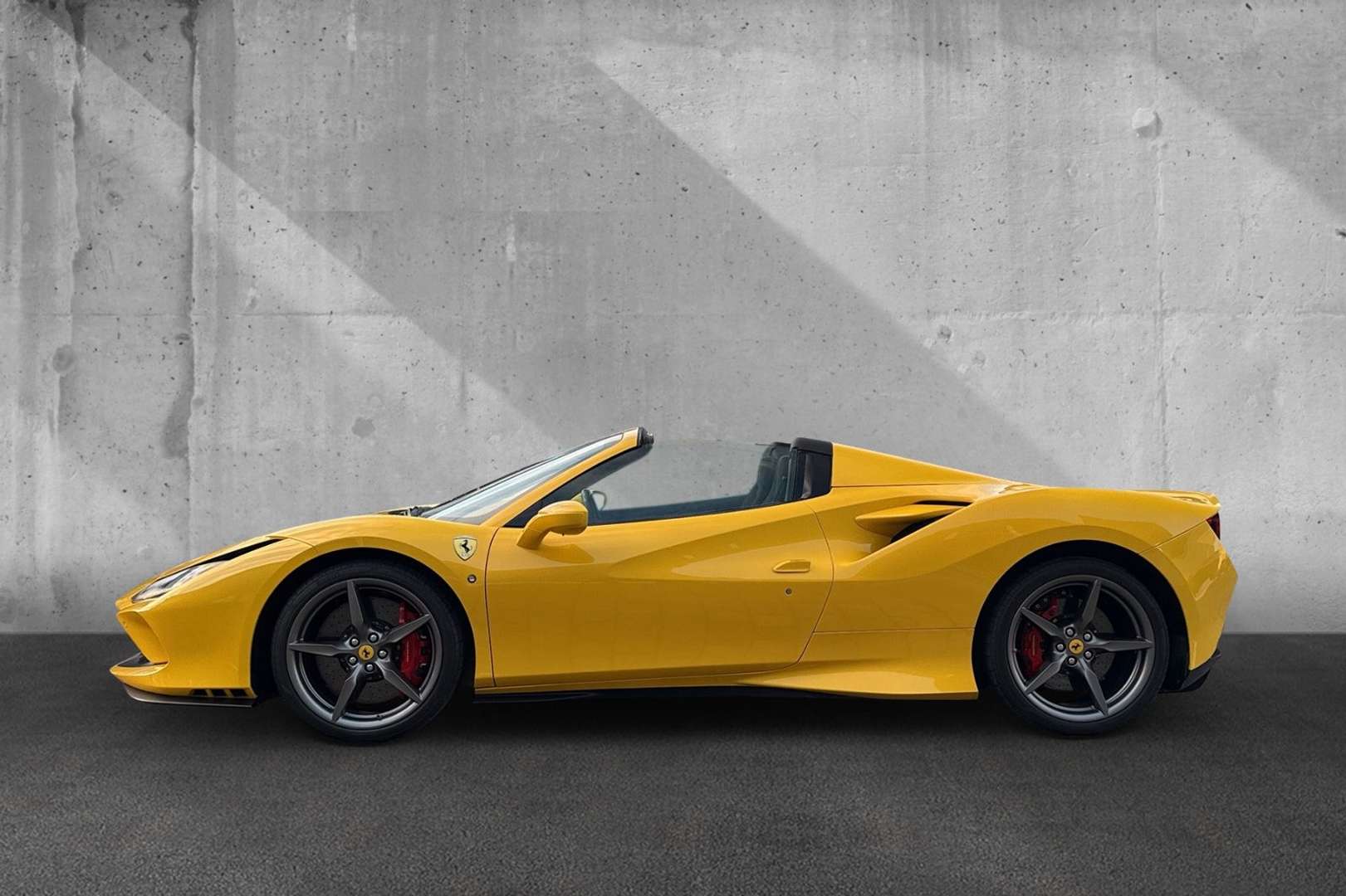 Ferrari F8 Spider - 2023 - Joinsteer - #1