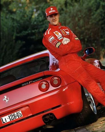 Ferrari F355 — photo 18