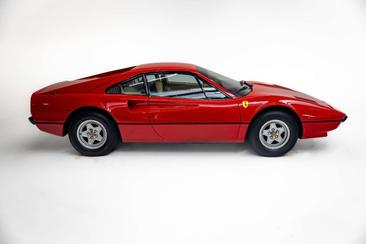 Ferrari 208 GTB — photo 6