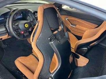 Ferrari F8 Tributo — photo 12