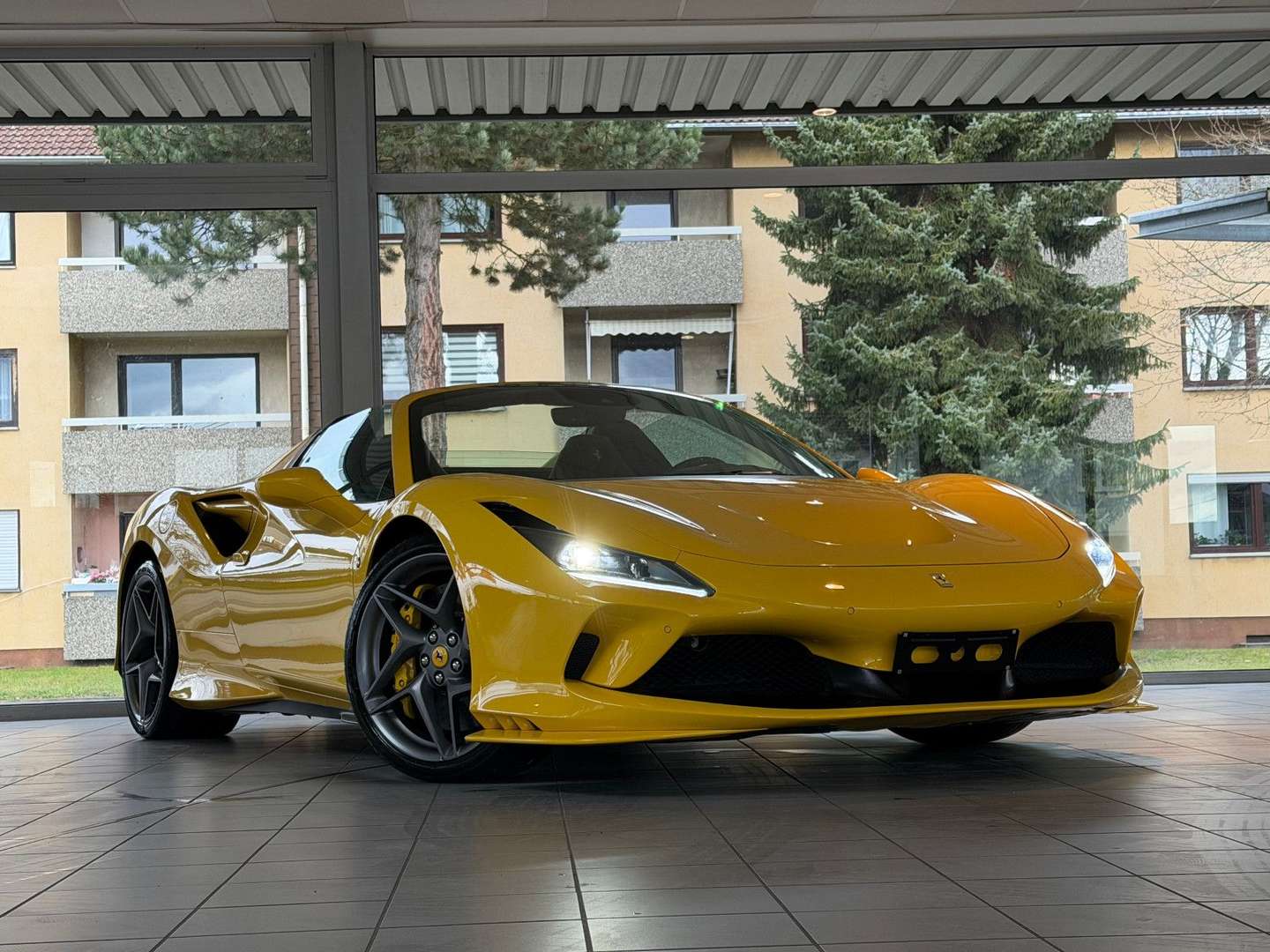 Ferrari F8 Spider - 2021 - Joinsteer - #1