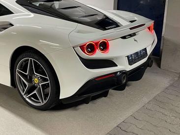 Ferrari F8 Tributo — photo 20