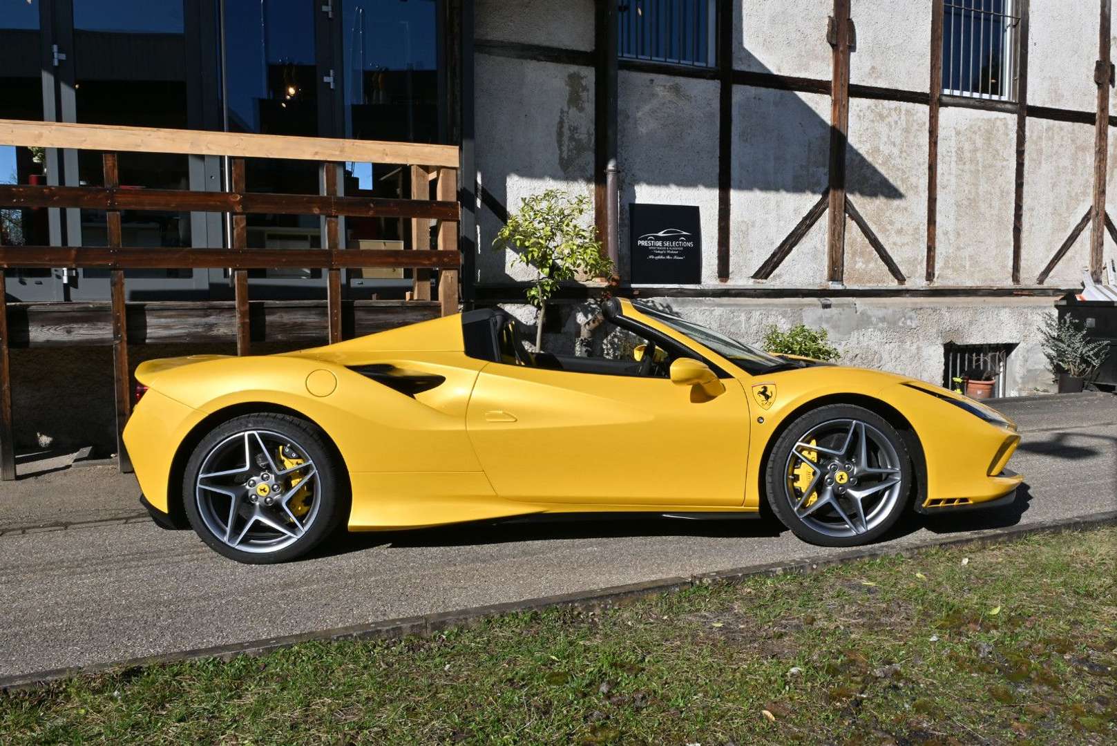 Ferrari F8 Spider - 2023 - Joinsteer - #8