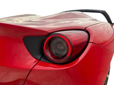 Ferrari Portofino — photo 24