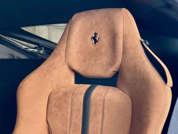 Ferrari F8 Tributo — photo 31