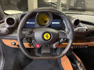 Ferrari F8 Tributo — photo 40
