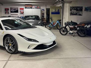 Ferrari F8 Tributo — photo 41