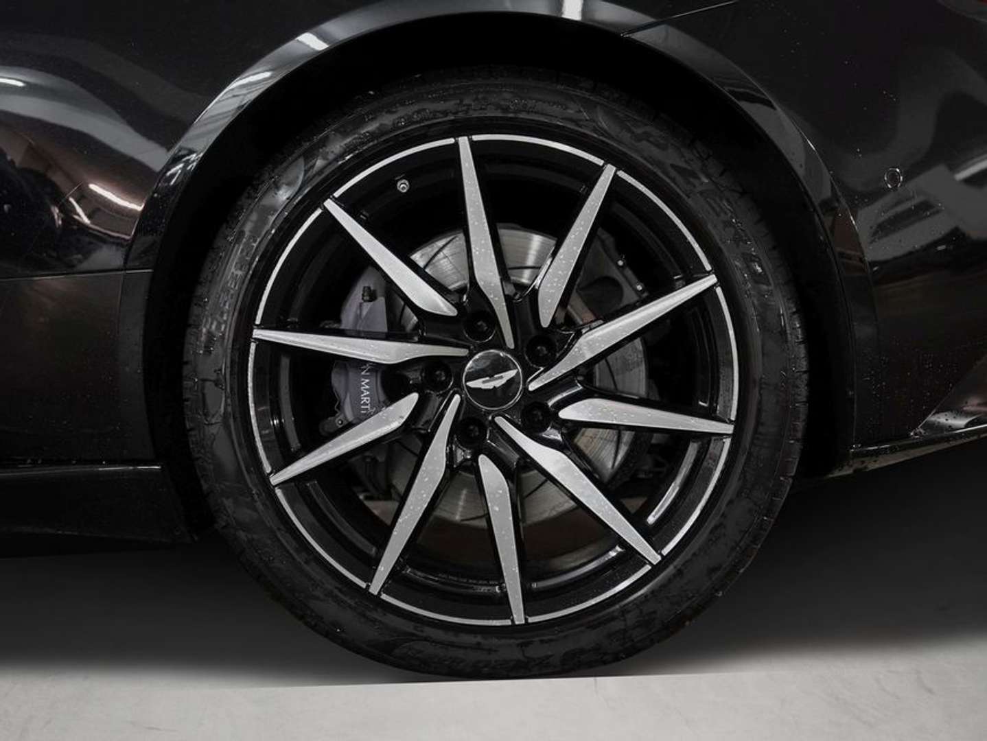 Aston Martin DB11 Coupé V8 - 2020 - Joinsteer - #3