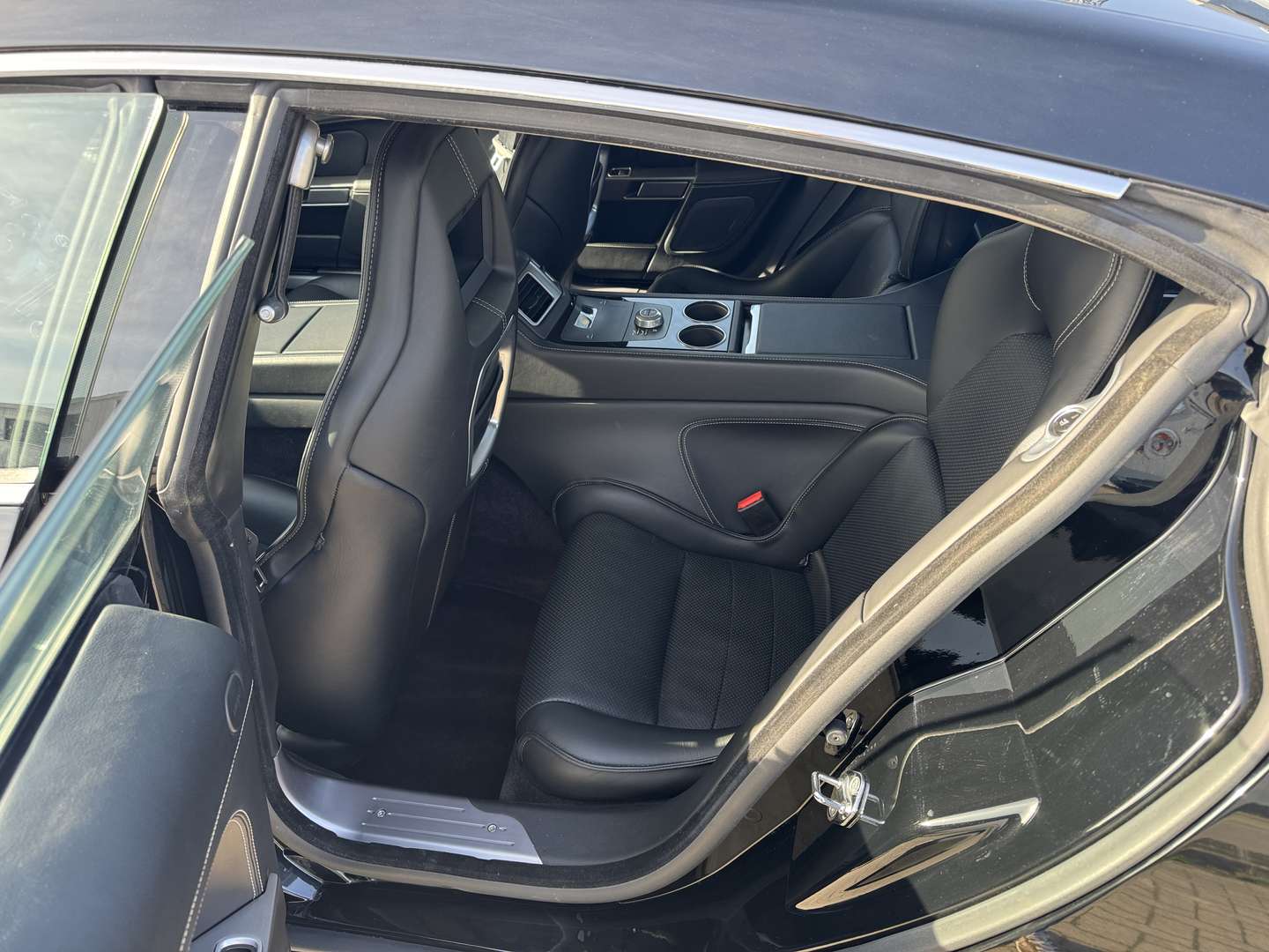 Aston Martin Rapide 5.9i V12 Luxe - 2012 - Joinsteer - #15