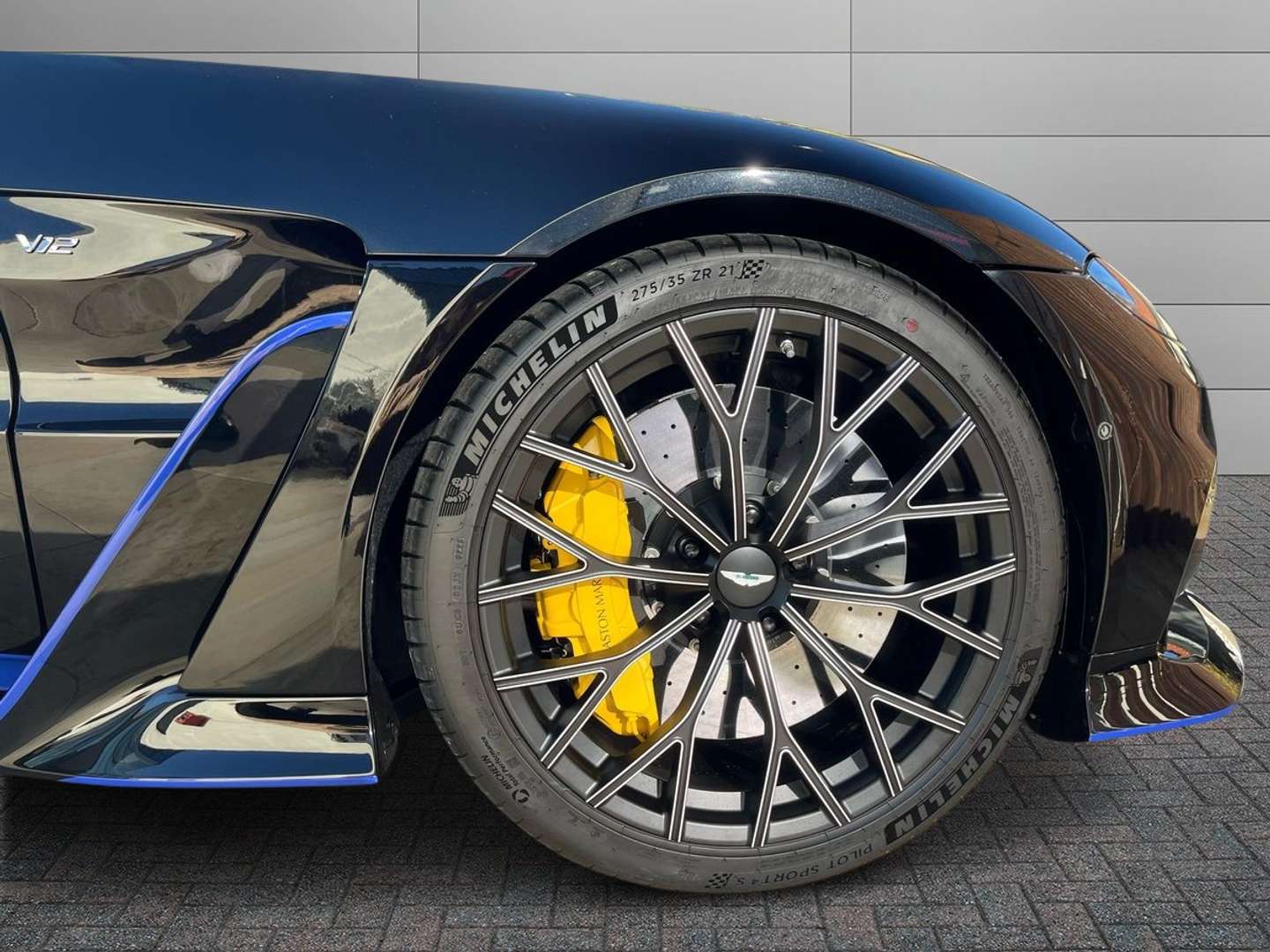 Aston Martin Vantage Roadster V12 - 2025 - Joinsteer - #3