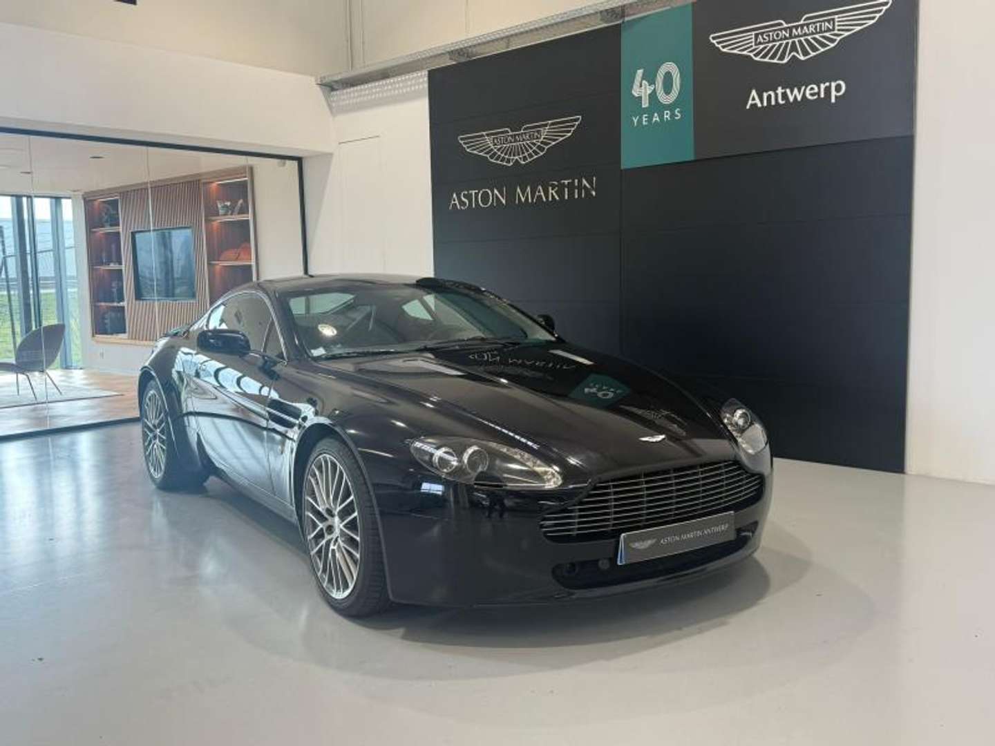 Aston Martin V8 4.7l Sportshift - 2011 - Joinsteer - #2