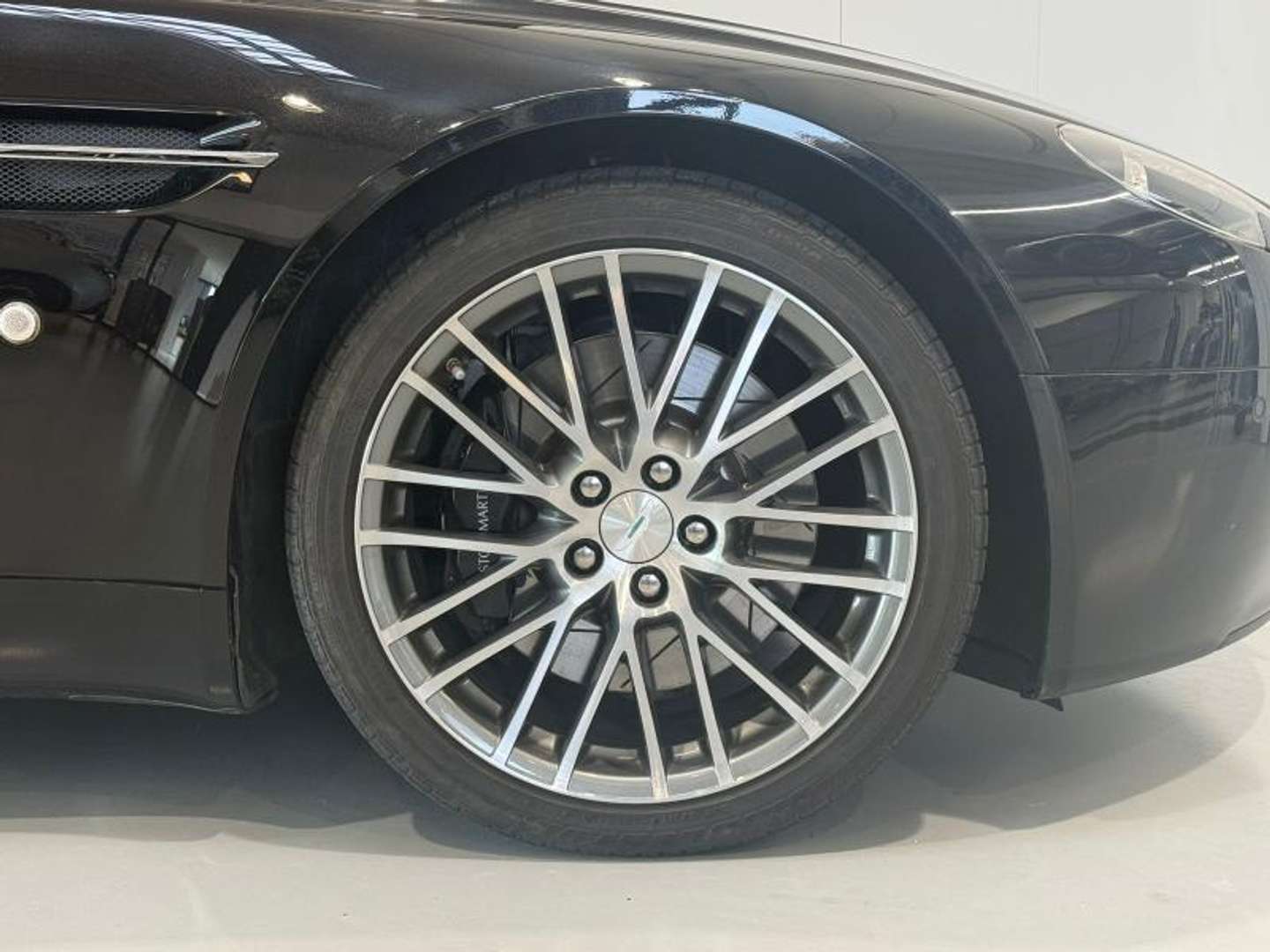 Aston Martin V8 4.7l Sportshift - 2011 - Joinsteer - #7