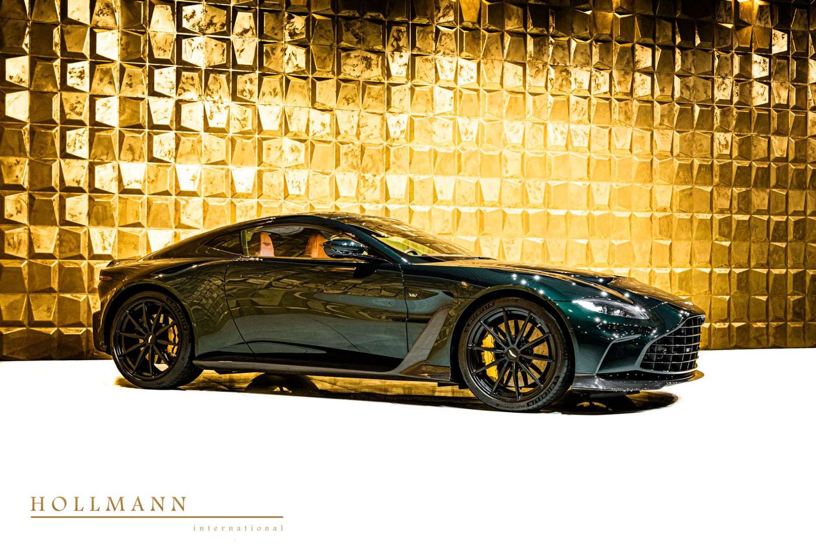 Aston Martin Vantage CARBON + CERAMIC - 2023 - Joinsteer - #2
