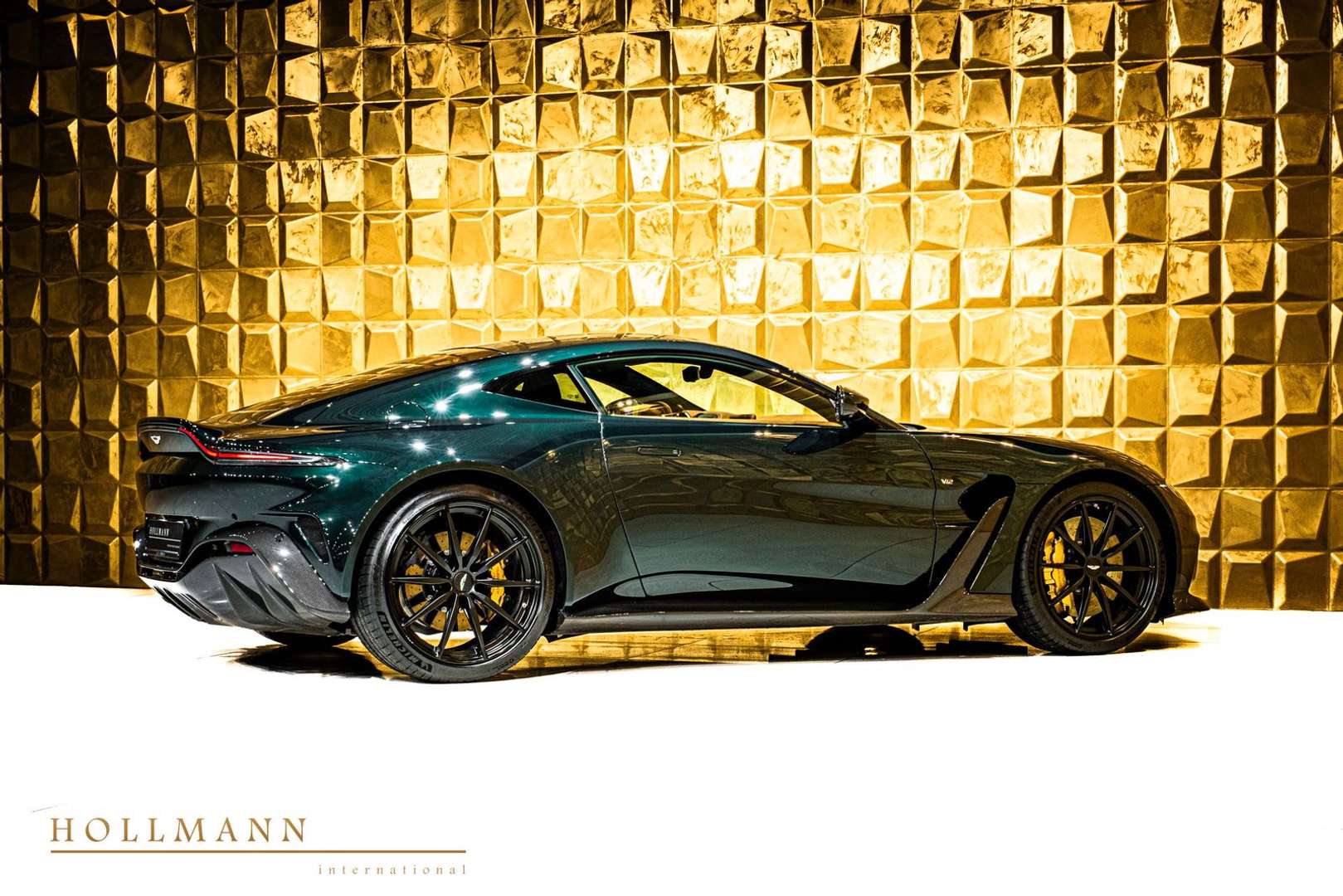 Aston Martin Vantage CARBON + CERAMIC - 2023 - Joinsteer - #3