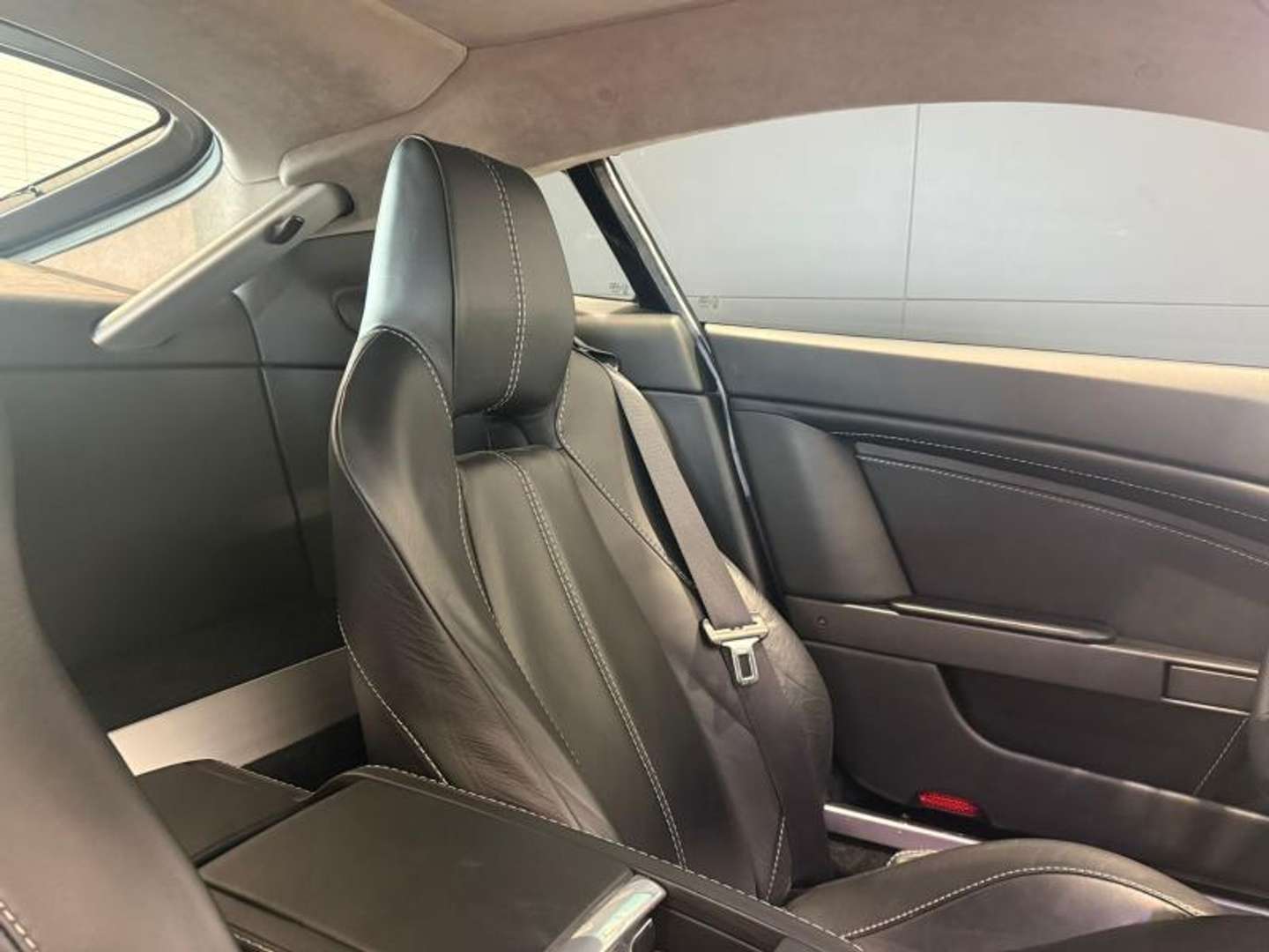 Aston Martin V8 4.7l Sportshift - 2011 - Joinsteer - #15