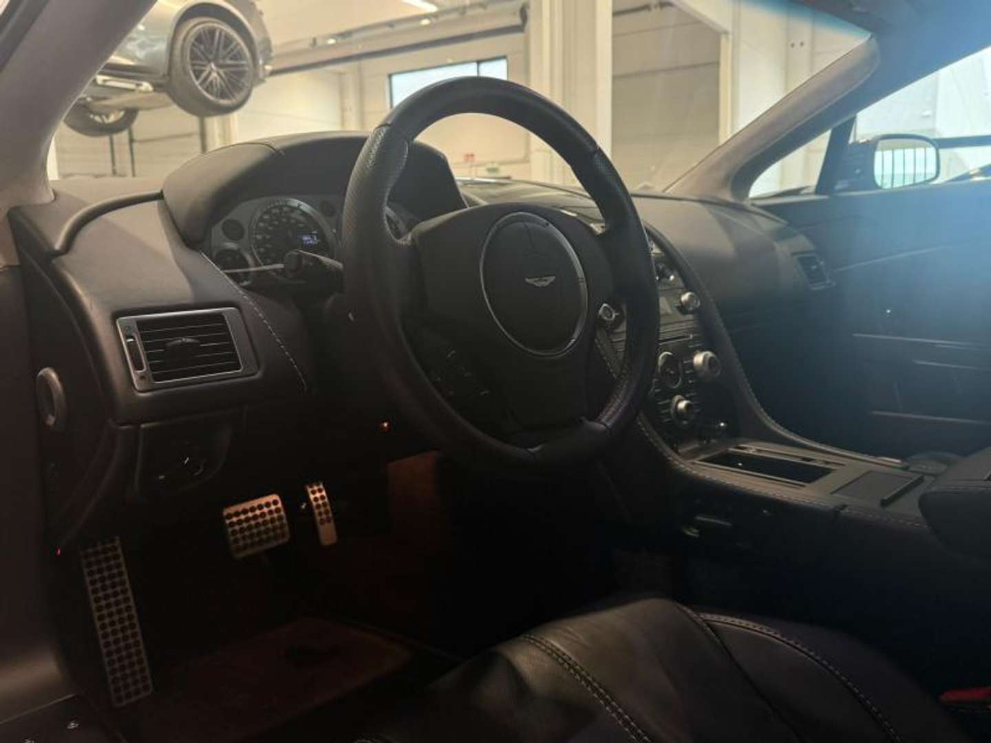 Aston Martin V8 4.7l Sportshift - 2011 - Joinsteer - #18