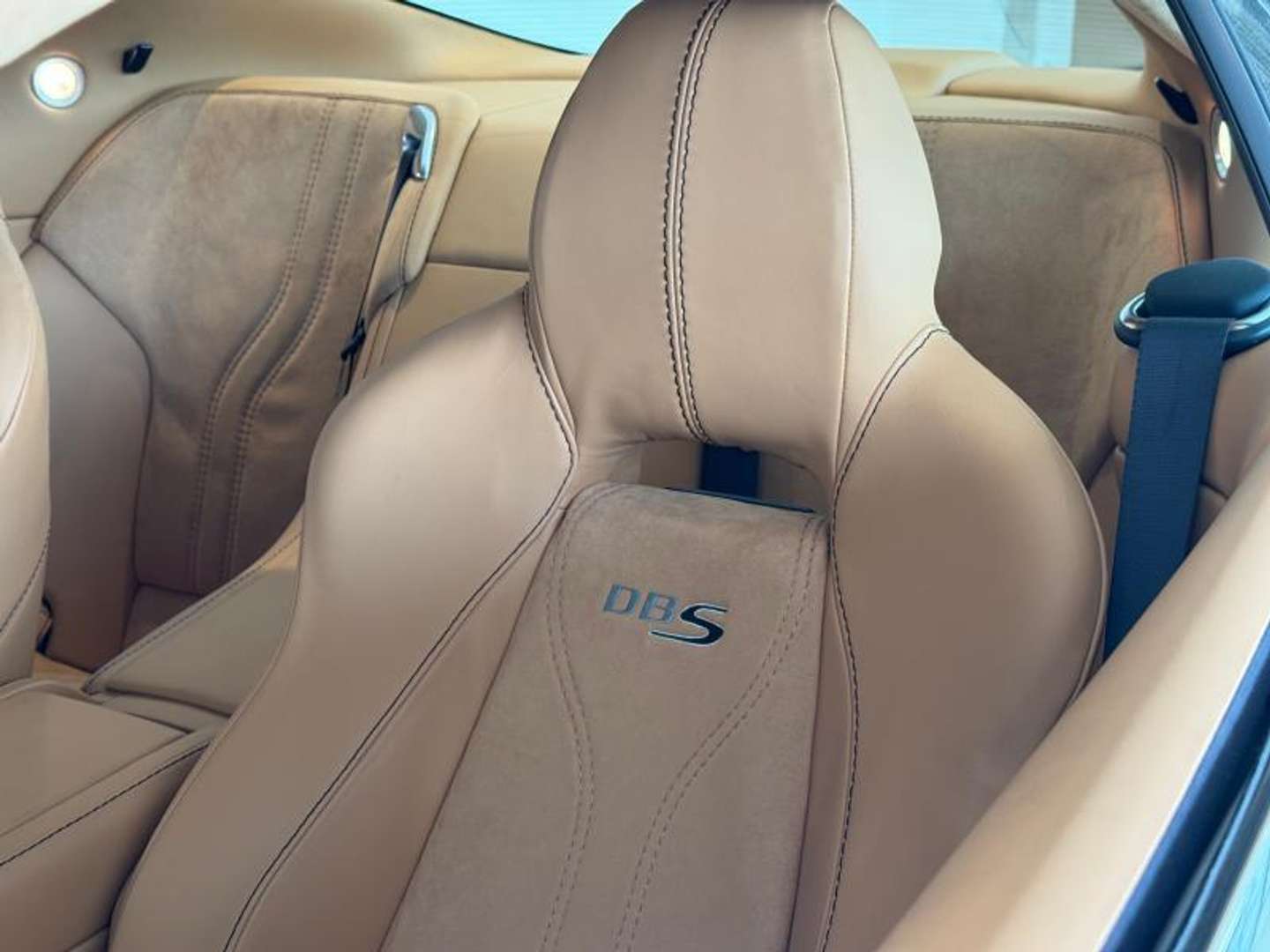 Aston Martin DBS - 2011 - Joinsteer - #17