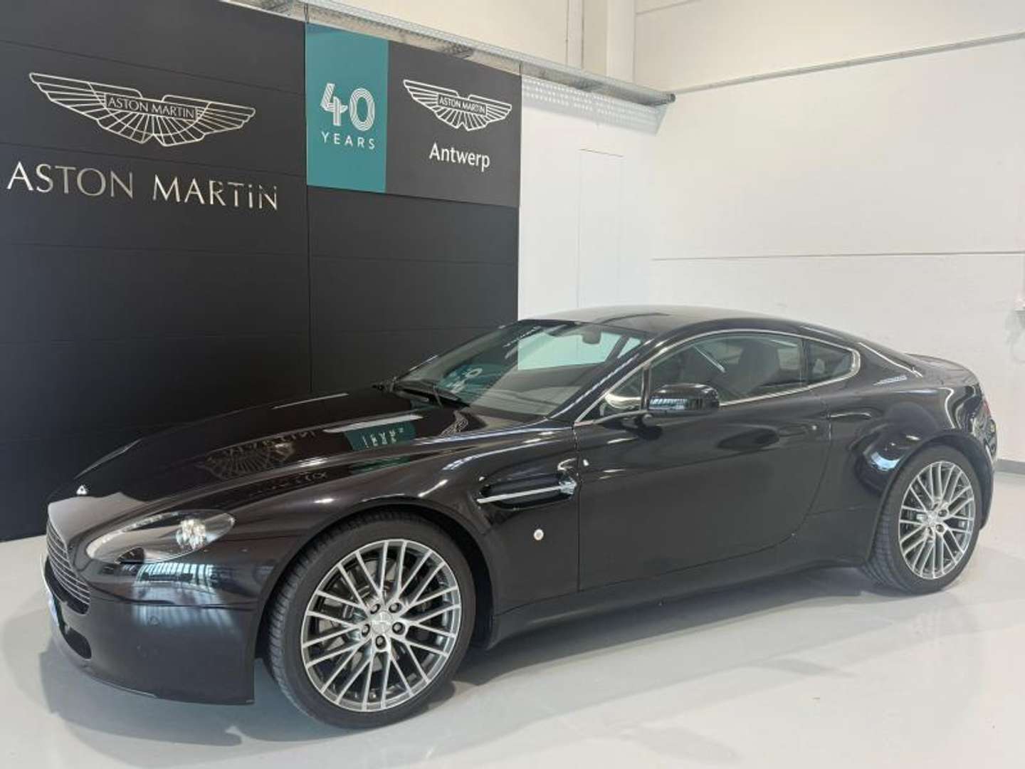 Aston Martin V8 4.7l Sportshift - 2011 - Joinsteer - #23
