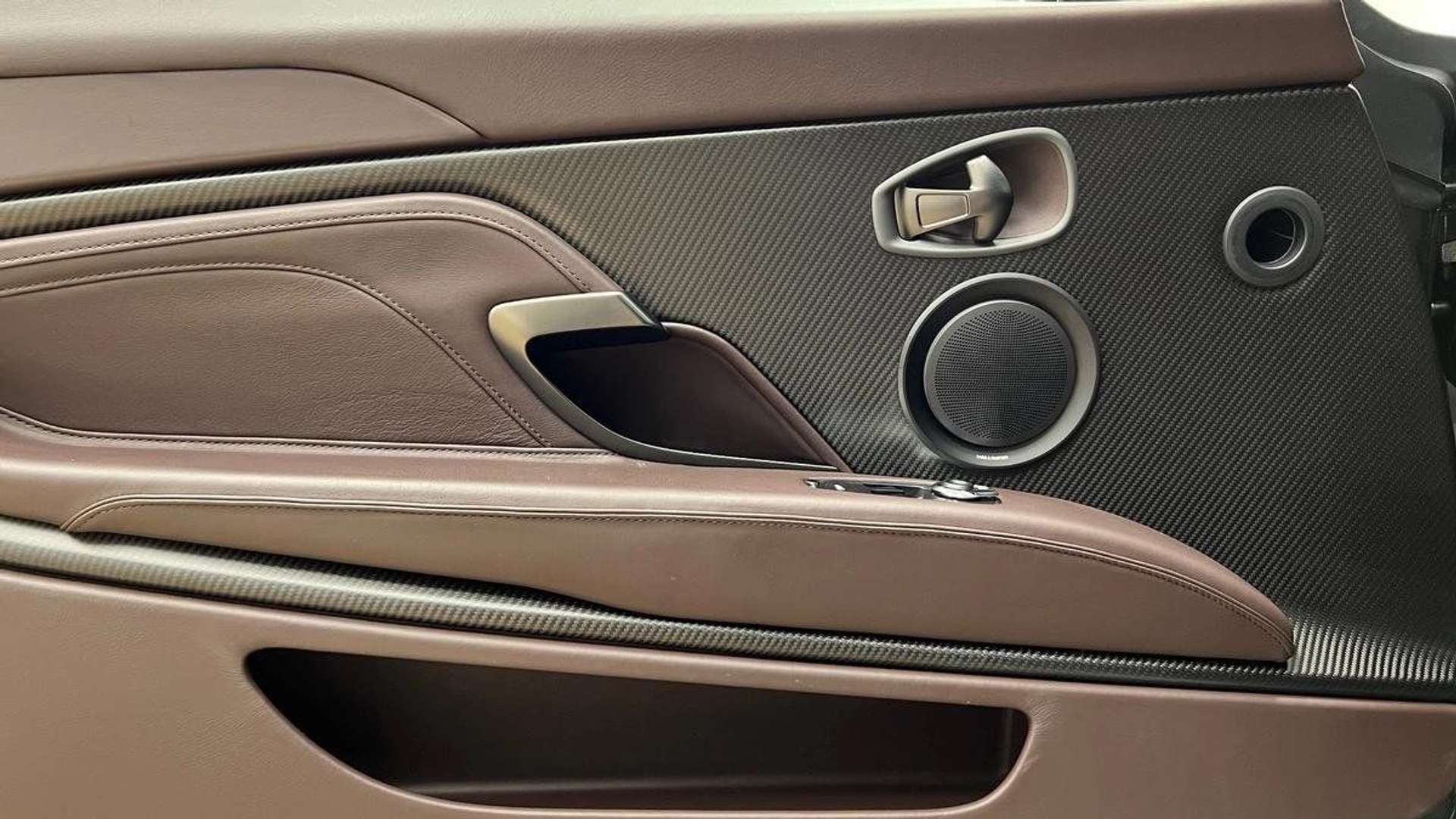 Aston Martin DBS Superleggera V12 5.2 725 Ch - 2019 - Joinsteer - #12