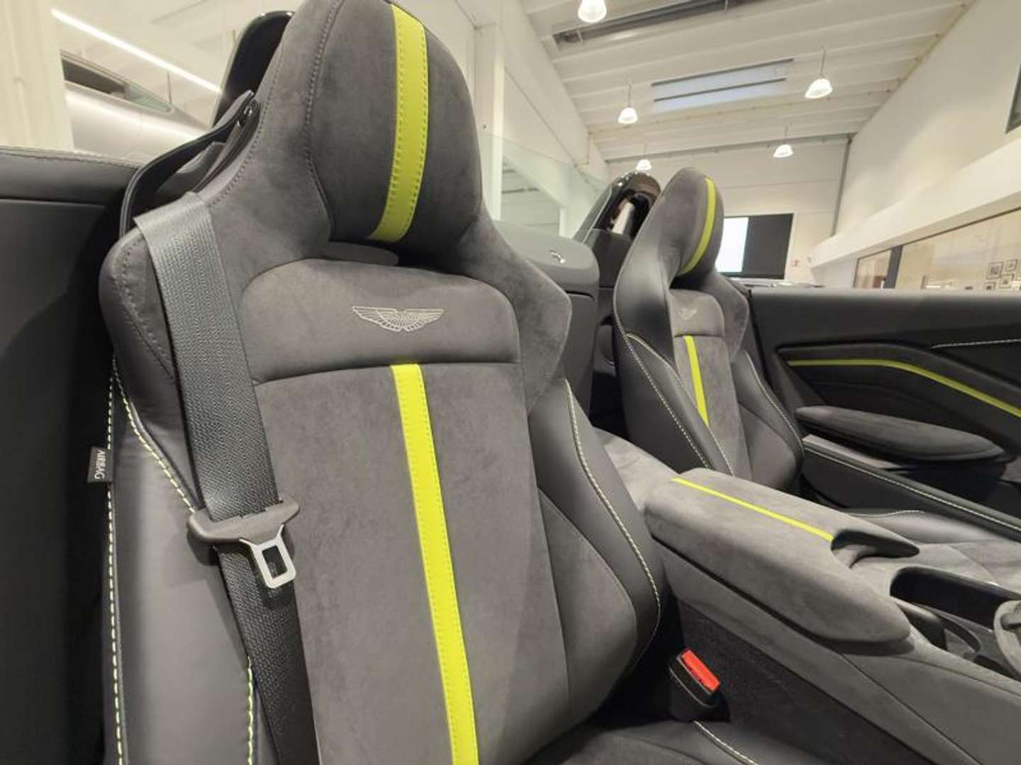 Aston Martin Vantage Roadster F1 - 2023 - Joinsteer - #28
