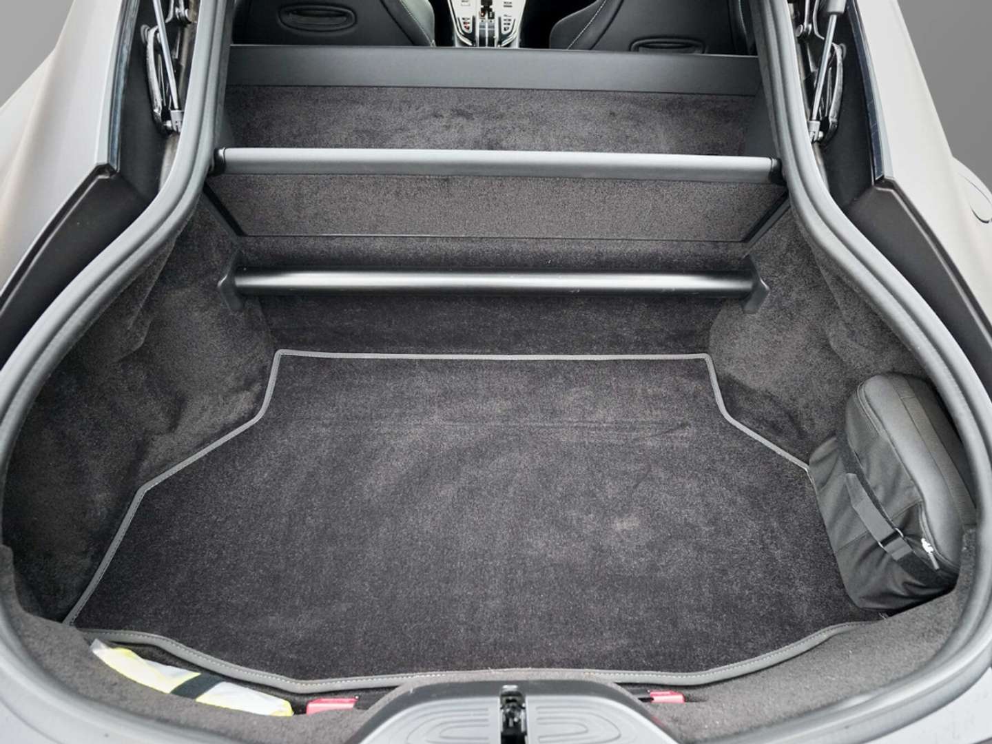 Aston Martin Vantage Coupe V8 Satin Onyx Black - 2024 - Joinsteer - #30