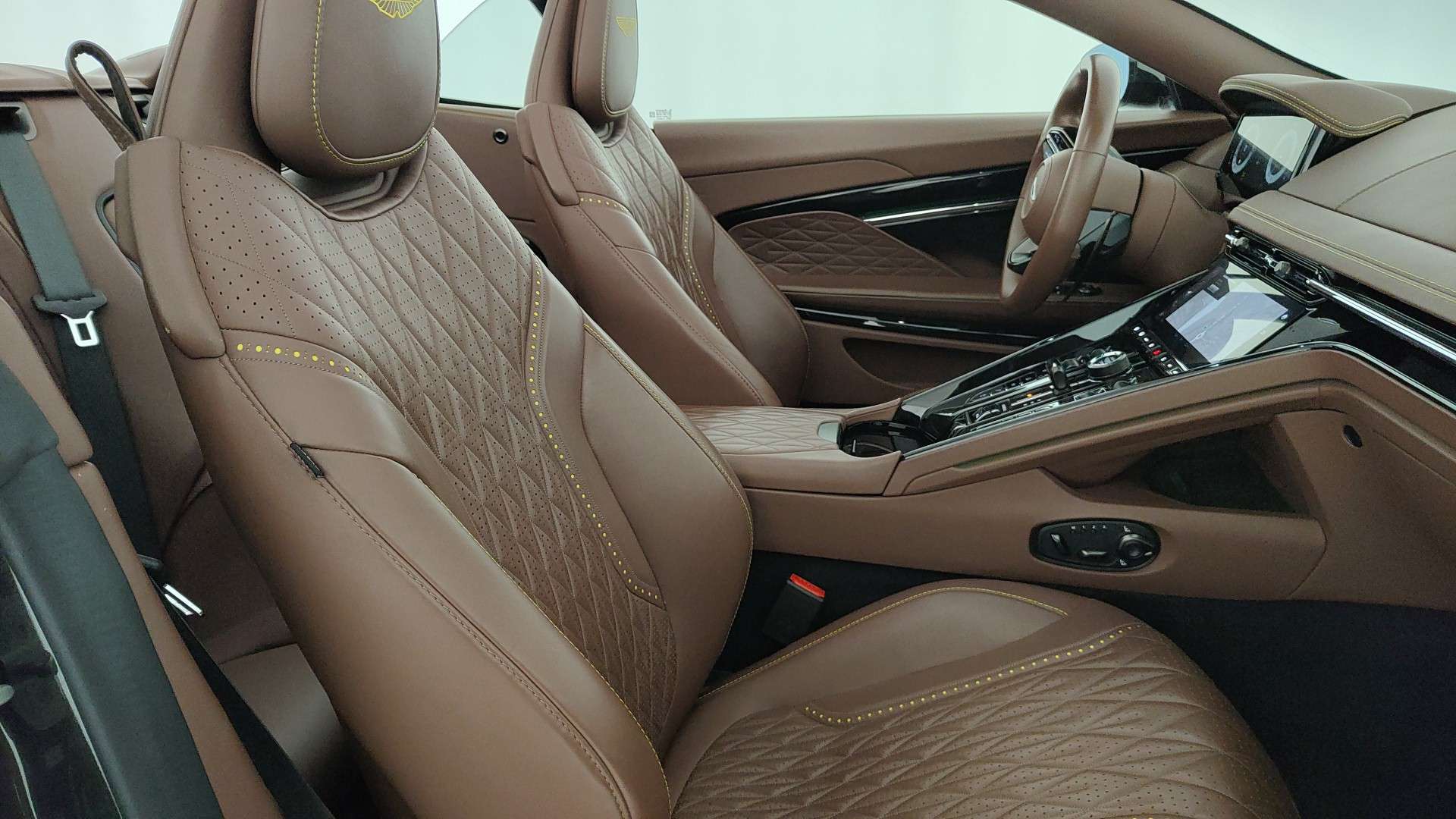 Aston Martin DB12 Volante 4.0 V8 - 2024 - Joinsteer - #16