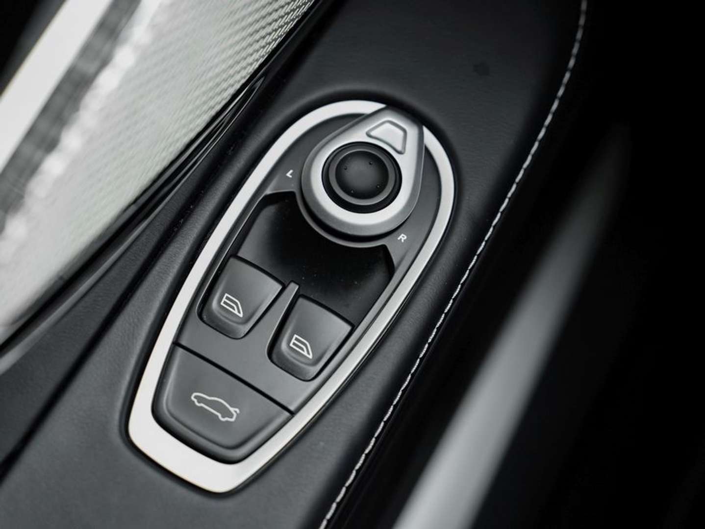 Aston Martin DB12 Volante - 2024 - Joinsteer - #28