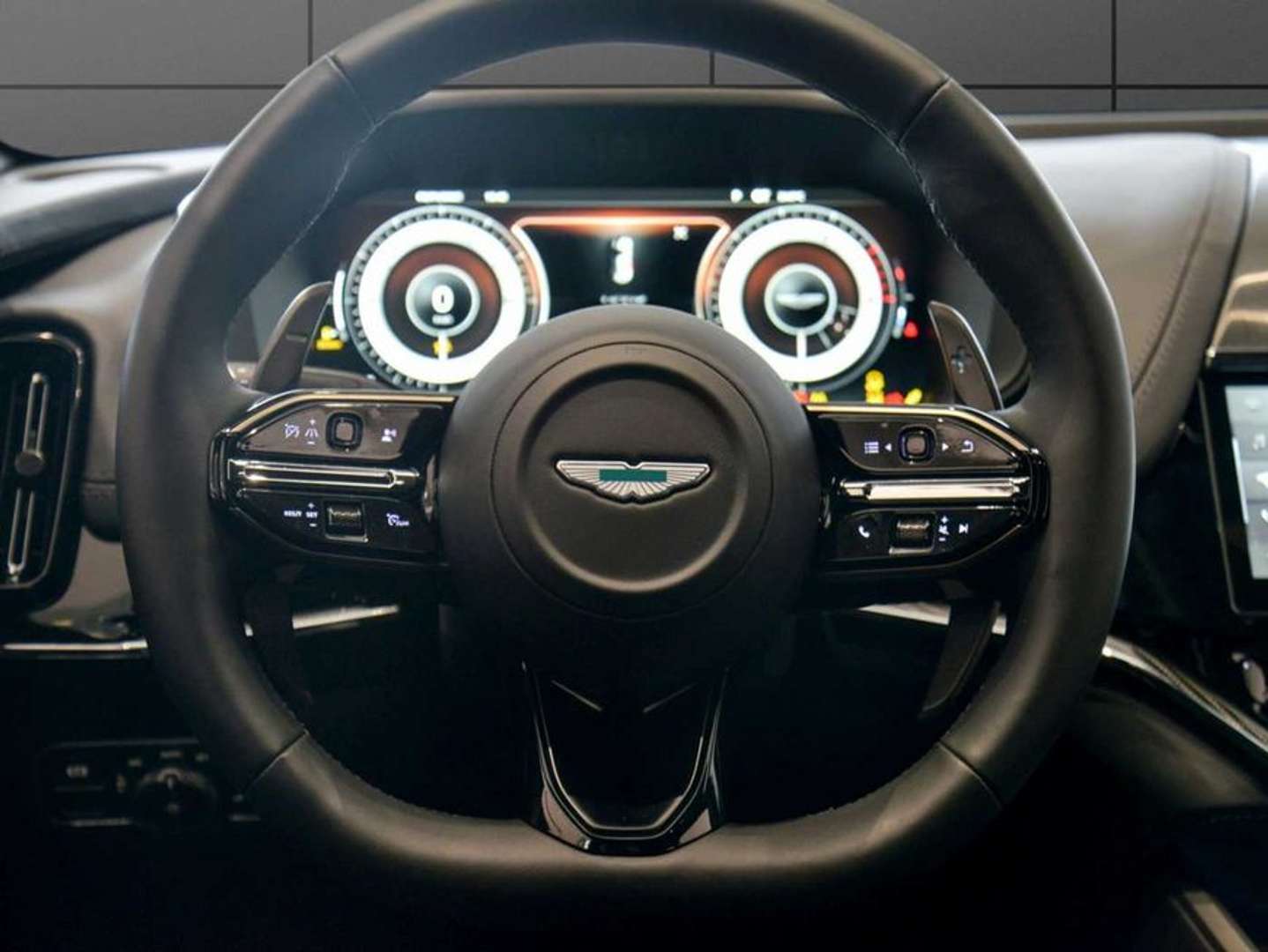 Aston Martin DBX 707 MJ 25 - 2025 - Joinsteer - #9