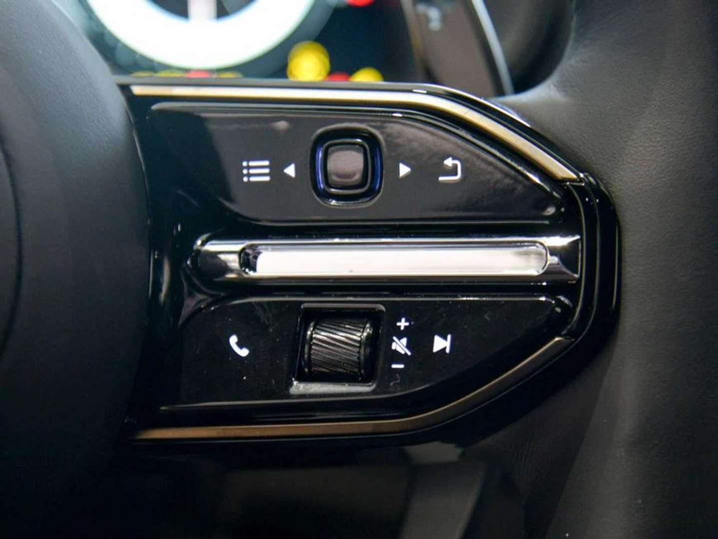 Aston Martin DBX 707 MJ 25 - 2025 - Joinsteer - #19