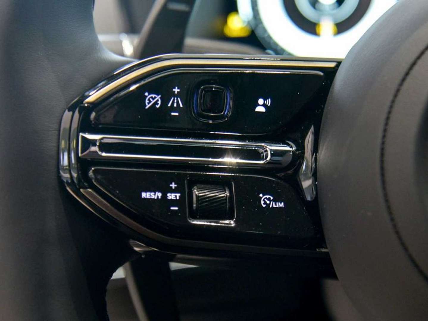 Aston Martin DBX 707 MJ 25 - 2025 - Joinsteer - #20