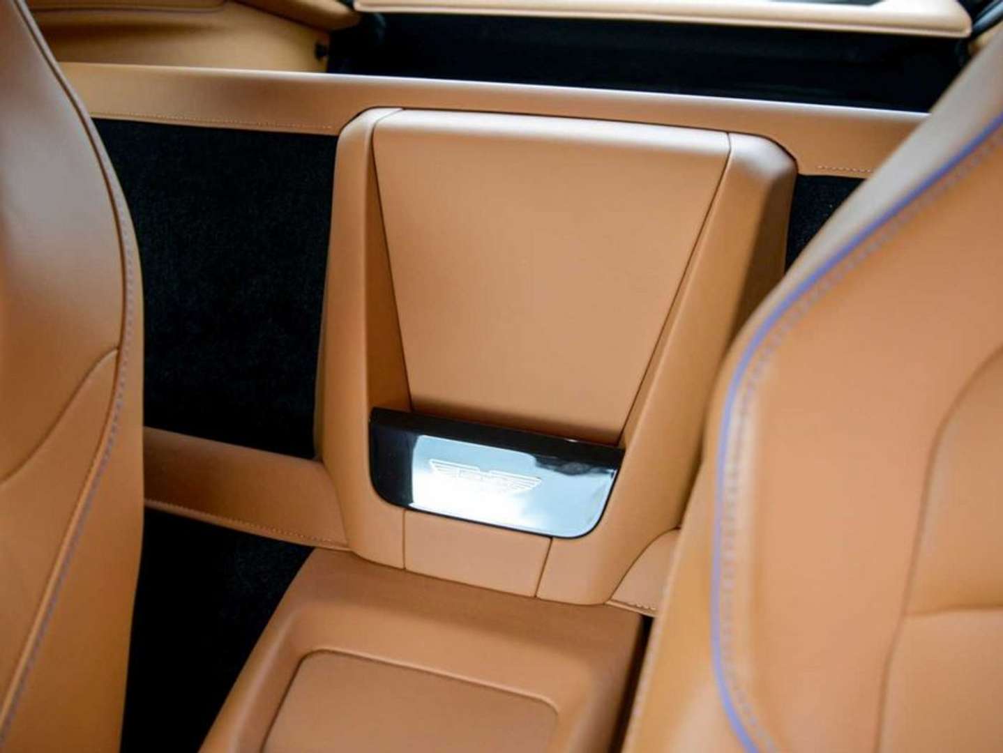 Aston Martin Vantage Coupe V8 NG - 2024 - Joinsteer - #21