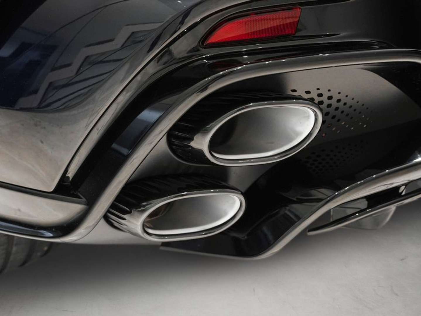 Aston Martin DBX DBX S - 2026 - Joinsteer - #24